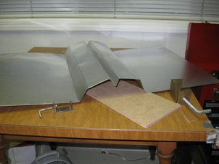 HPS-CFL_s06.jpg
